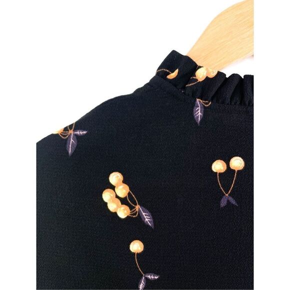 Baum und PFERDGARTEN Miley Blouse Size S - Picture 11 of 11